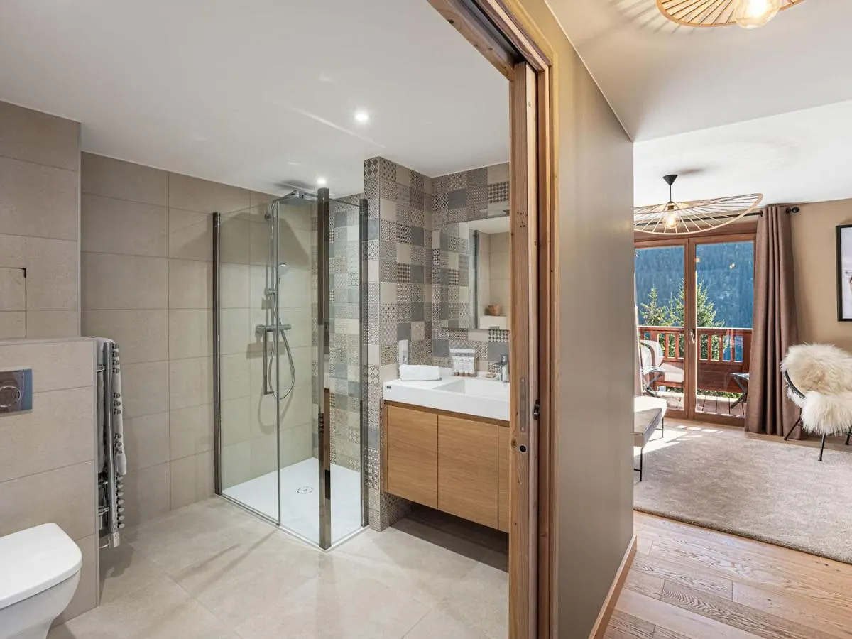 Chalet Mitoyen De Luxe, 4 Chambres En Suite, Proche Centre Et Remontees, Parking, Animaux Acceptes - Fr-1-563-137 Courchevel